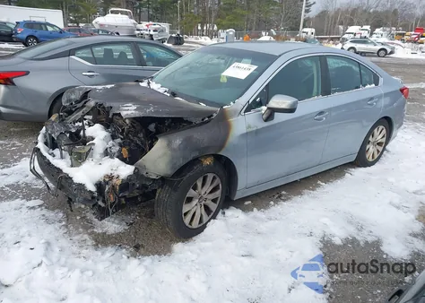 2017 Subaru Legacy 2.5I Premium z USA, uszkodzony, nr VIN 4S3BNAC61H3046107